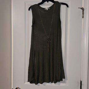 🍀 Green dress with pockets